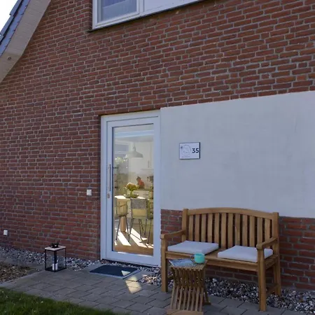 Inselblume 35 - Moderne In Neue Tiefe * Neue Tiefe Fehmarn