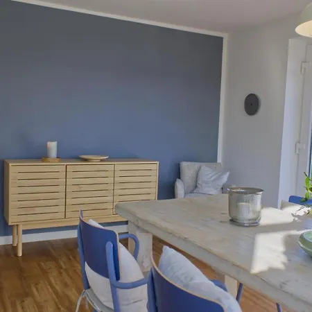 Inselblume 35 - Moderne In Neue Tiefe * Neue Tiefe Fehmarn